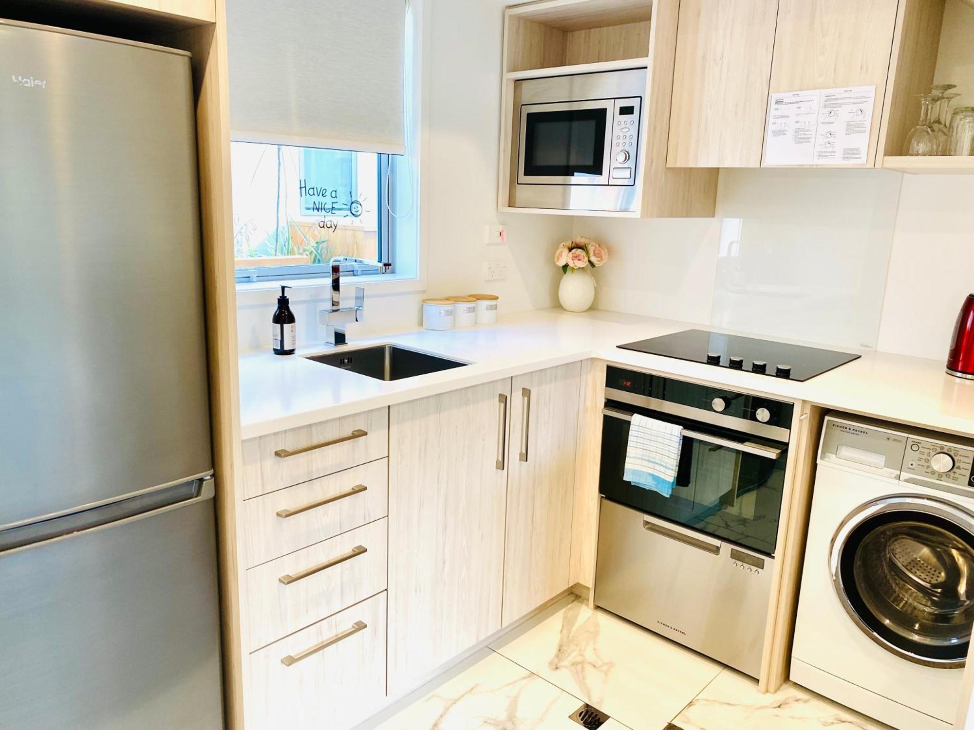 Perfect Modern Townhouse Cbd كريستتشيرش المظهر الخارجي الصورة