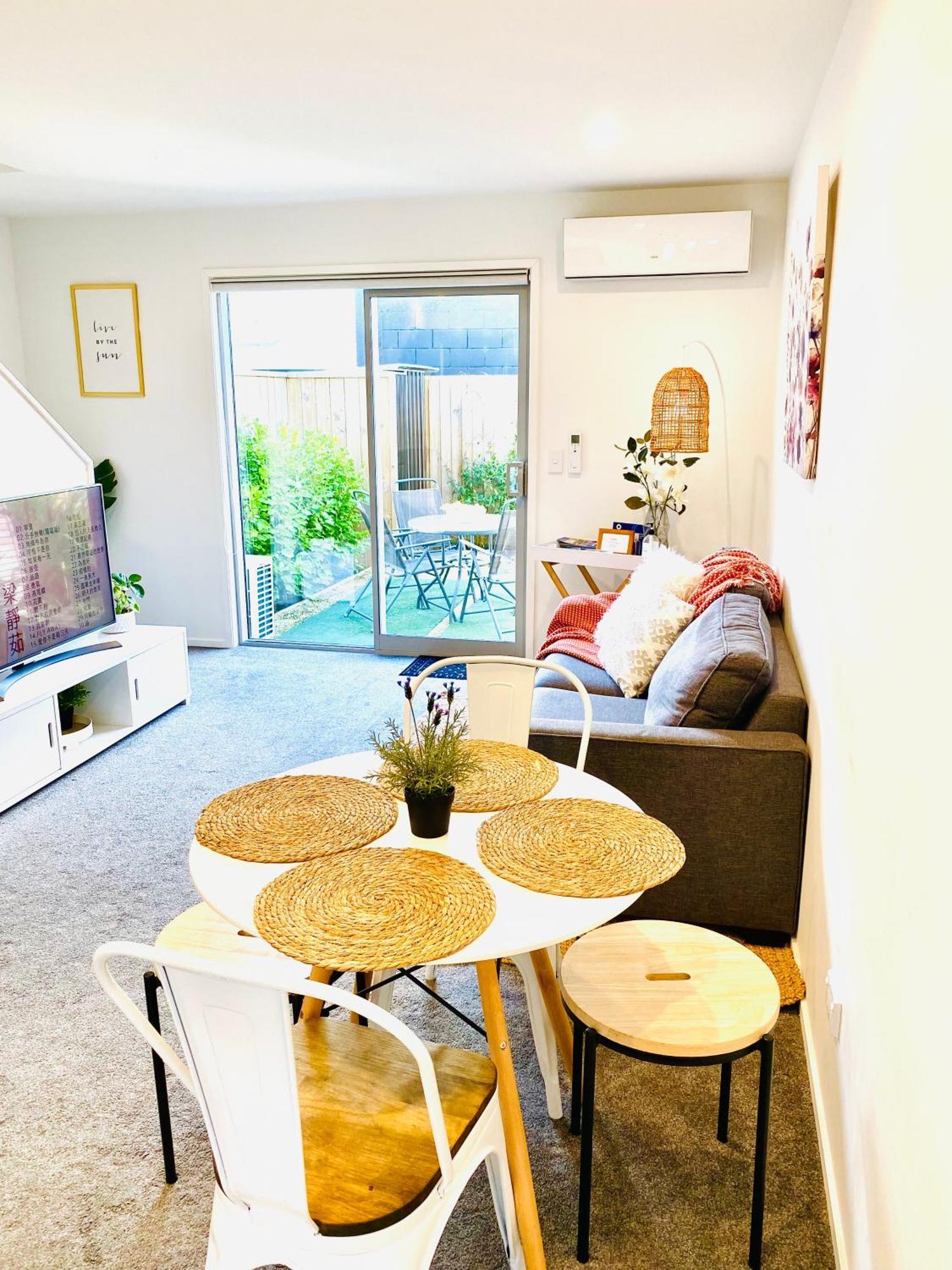 Perfect Modern Townhouse Cbd كريستتشيرش المظهر الخارجي الصورة